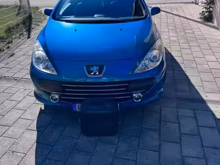 Peugeot 207 CC 1.6 HDi 110