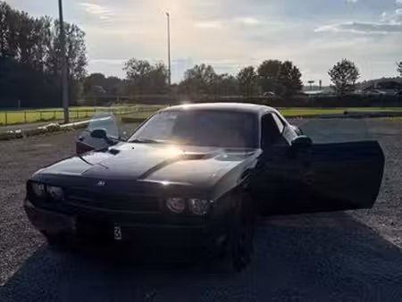 Dodge Challenger V6 3.6