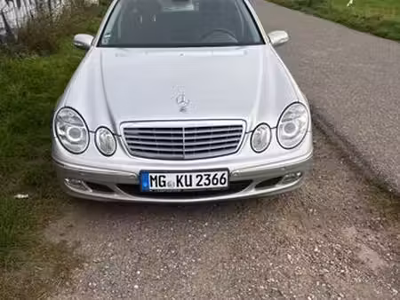 Mercedes-Benz Classe E E 240 V6 2.6 177 Elegance 4Matic