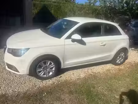 Audi A1 1.6 TDI 90 Ambiente