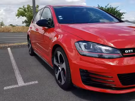 Volkswagen Golf GTI 2.0 TFSI 230