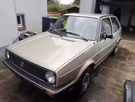 Volkswagen Golf 1.6 75