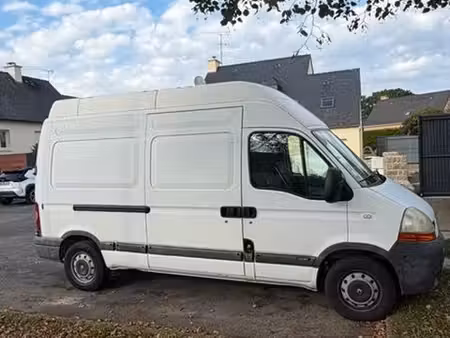 Renault Master 2.2 dCi 90