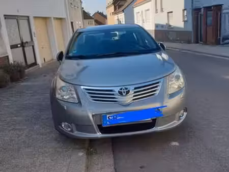 Toyota Avensis 2.2 D-4D 177 Executive