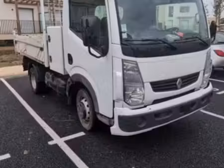 Renault Maxity 2.5 110