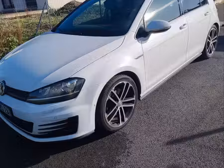 Volkswagen Golf GTD 2.0 TDI 184