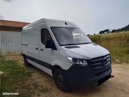 Mercedes-Benz Sprinter 311 2.0 114