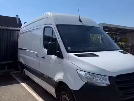 Mercedes-Benz Sprinter 2.1 143