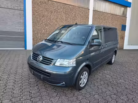 Volkswagen Transporter T5 2.5 TDI 174 Highline