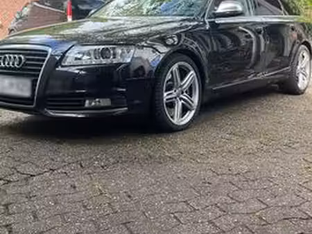 Audi A6 V6 2.4 177