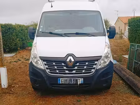 Renault Master 2.3 dCi 145
