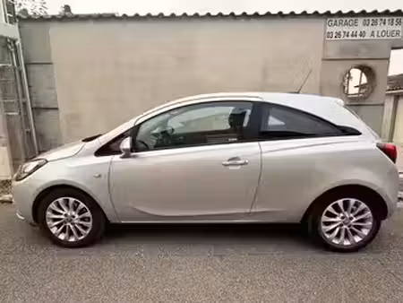 Opel Corsa 1.4 90 Cosmo