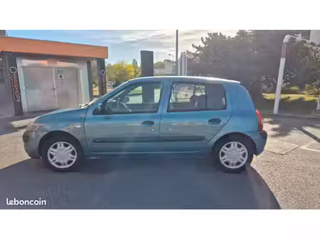 Renault Clio 1.2 75