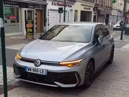 Volkswagen Golf 2.0 TDI 150 R-Line