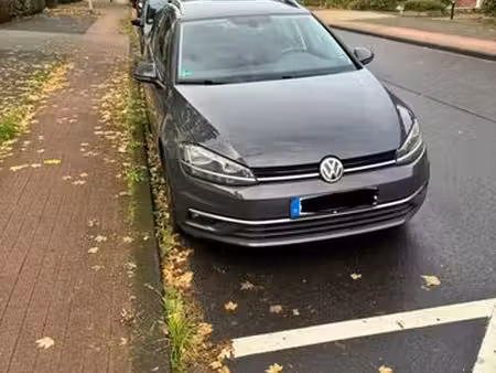 Volkswagen Golf 1.6 TSI 85