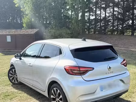 Renault Clio 140