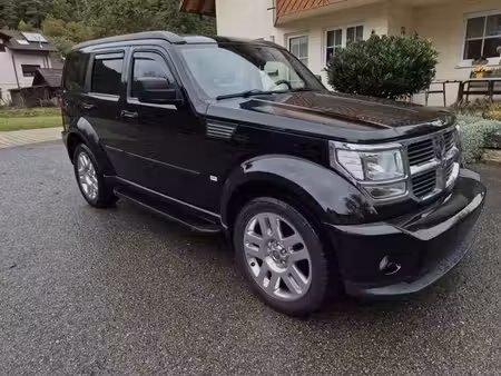 Dodge Nitro V6 4.0 260 4x4