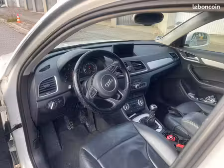 Audi Q3 2.0 TDI 140 Ambition Luxe