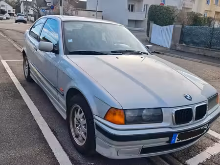BMW Série 3 316 1.9 105