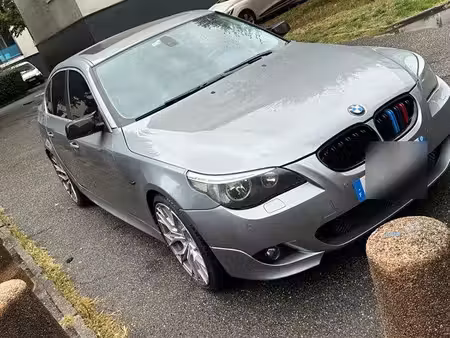BMW Série 5 530d 3.0 231