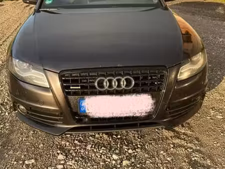Audi A4 V6 3.2 FSI 265 quattro