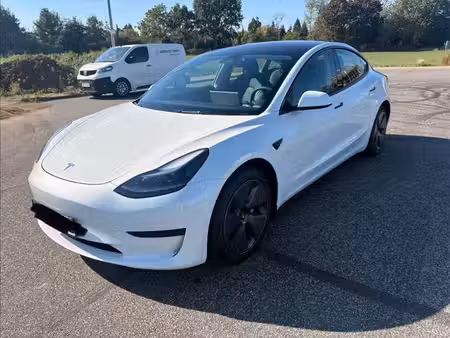 Tesla Model 3 Standard Plus 283