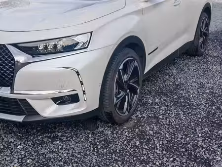 DS 7 