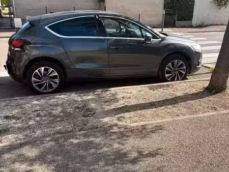 DS 4 1.6 HDi 115