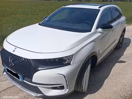 DS 7 E Tense 1.6 300 Performance Line 4x4