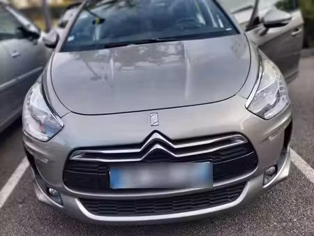 DS 5 1.6 HDi 115