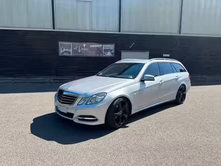Mercedes-Benz Classe E E 220 2.1 CDI 170