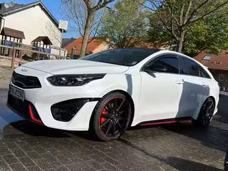 Kia Ceed 1.6 T GDi 204