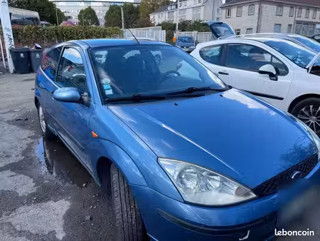 Ford Focus 1.6 100