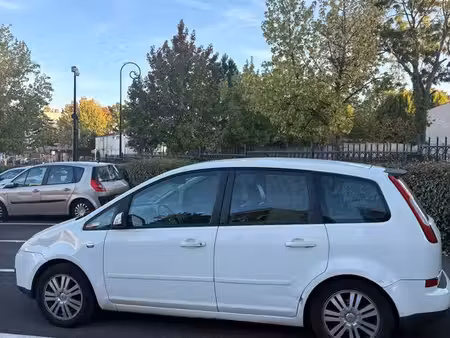 Ford Focus 1.8 125 SE