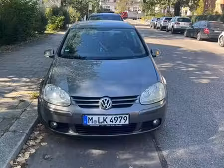 Volkswagen Golf 1.9 TDI 105