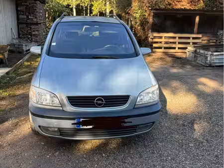 Opel Zafira 2.2 125