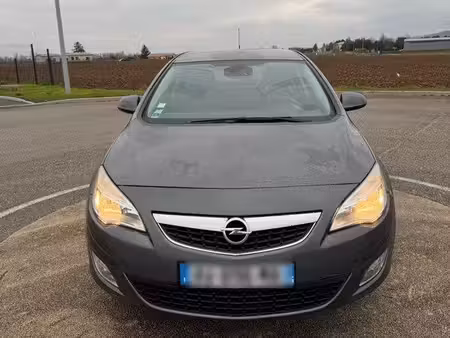 Opel Astra 1.7 CDTI 125