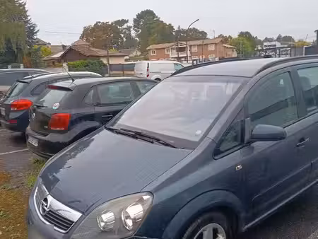 Opel Zafira 1.9 100