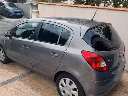 Opel Corsa 1.2 85
