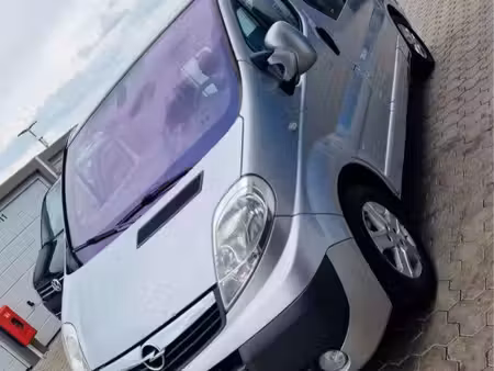Opel Vivaro 