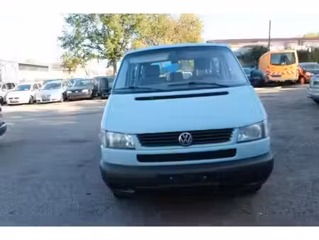 Volkswagen Transporter T4 Long 2.4 75