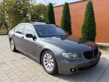 BMW Série 7 745d 4.4 329