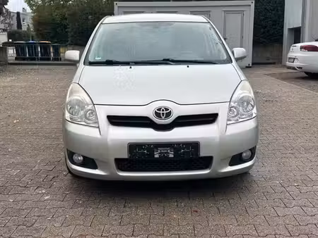 Toyota Verso 