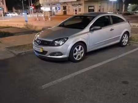 Opel Astra 1.4 90