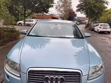 Audi A6 V6 2.4 177