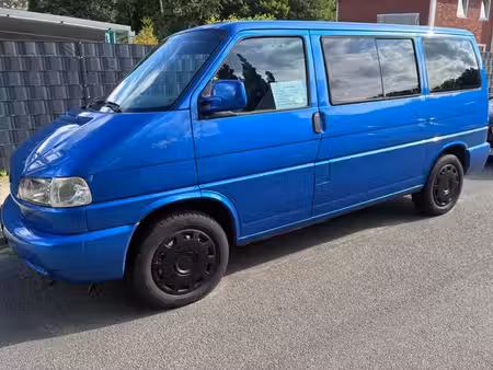 Volkswagen Transporter T4 2.5 TDI 102