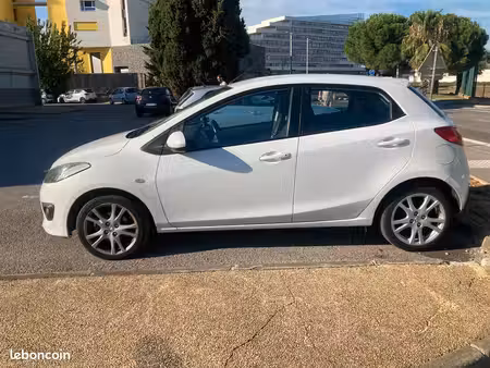 Mazda Mazda2 1.6 90