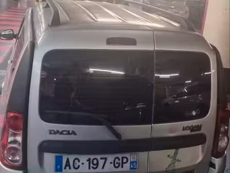 Dacia Logan 