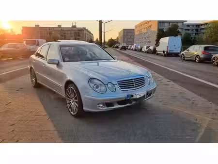 Mercedes-Benz Classe E E 220 2.1 CDI 150 Elegance