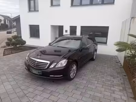 Mercedes-Benz Classe E E 350 E V6 3.0 CDI 265 4Matic